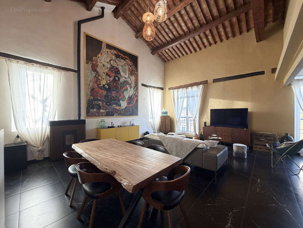 Appartement à PLAN-DE-CUQUES