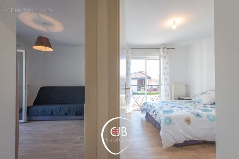 La Roche Sur Foron (74800): Appartement 3 pièces, 1 balcon, 2 terrasses et garage - photo 4