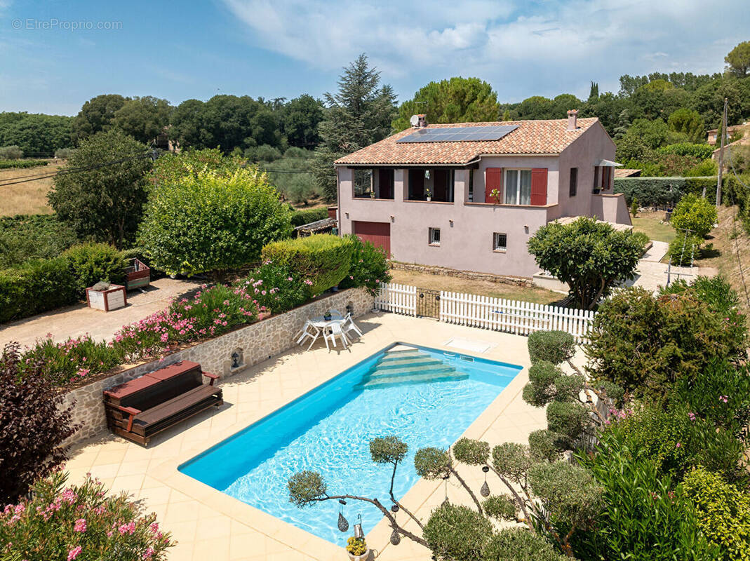 Maison à SAINT-ANTONIN-DU-VAR
