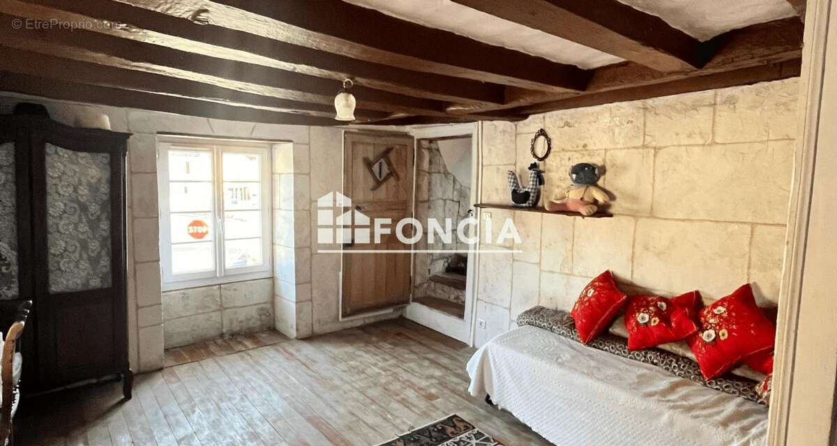 Authentique Logis angevin de 8 pièces avec jardin paysagé à La Chapelle aux Choux - photo 6