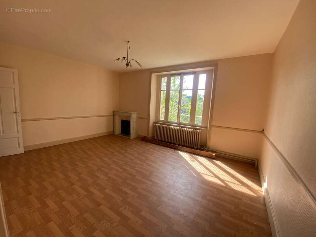 Photo 3 - Maison à CONDAT