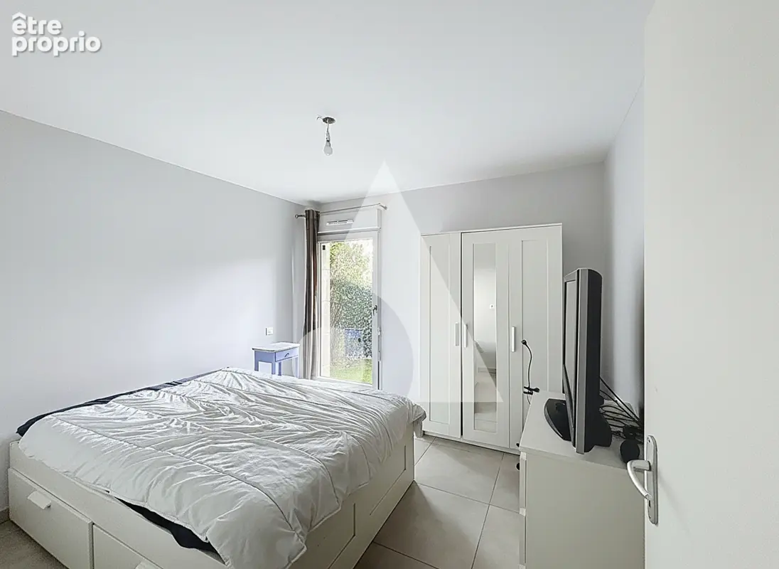 A vendre 3p rez-de-jardin avec parkings dans résidence récente et sécurisée. - photo 7