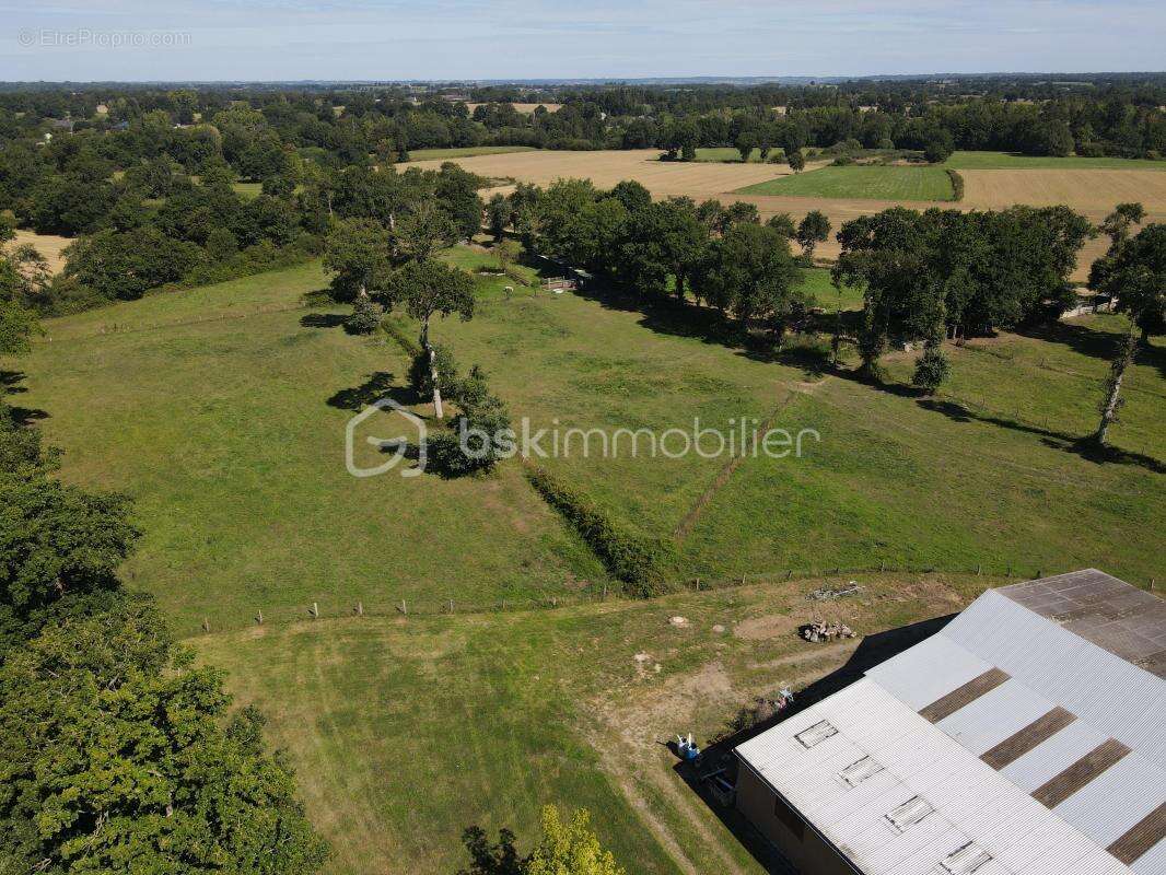 Maison à VIEUX-VY-SUR-COUESNON