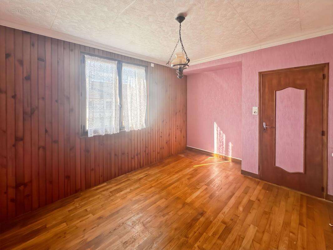 Maison à MARTIGNE-FERCHAUD