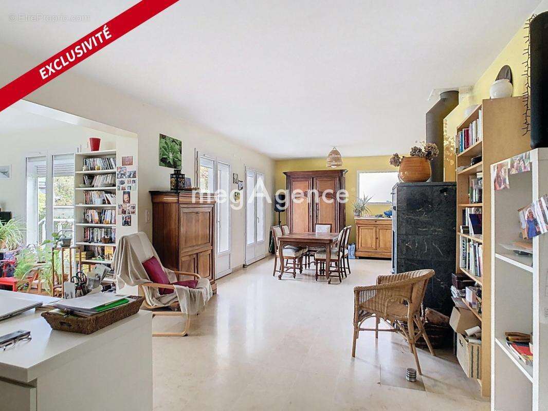 Maison à RIS-ORANGIS