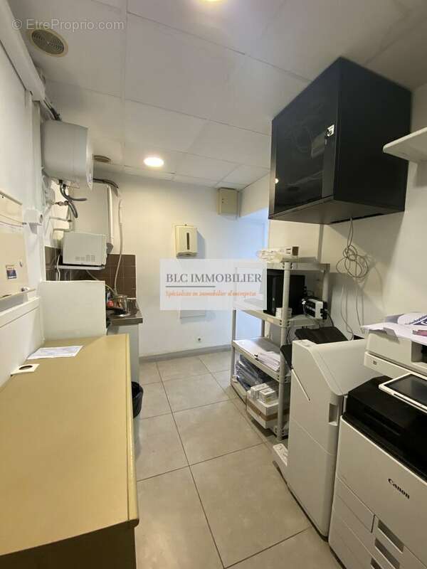 Autre à MARSEILLE-16E