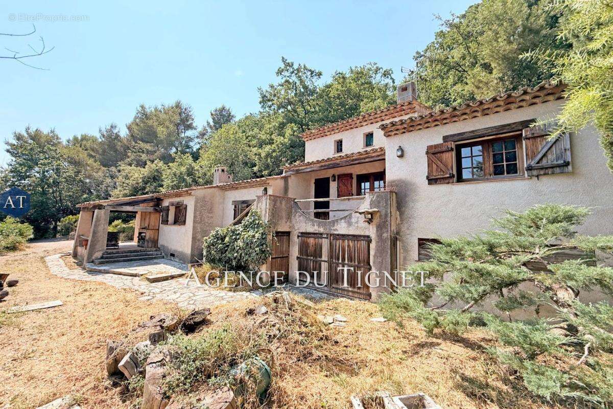 Maison à LE TIGNET