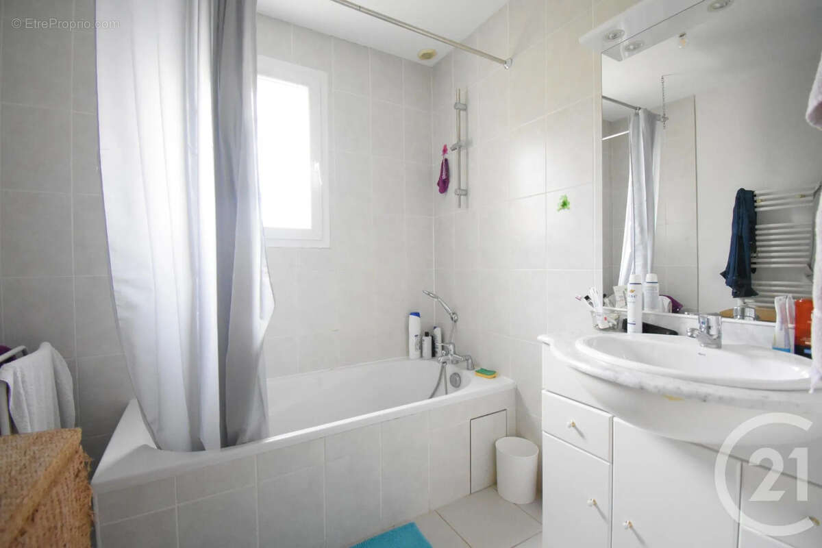 Maison à BELLERIVE-SUR-ALLIER