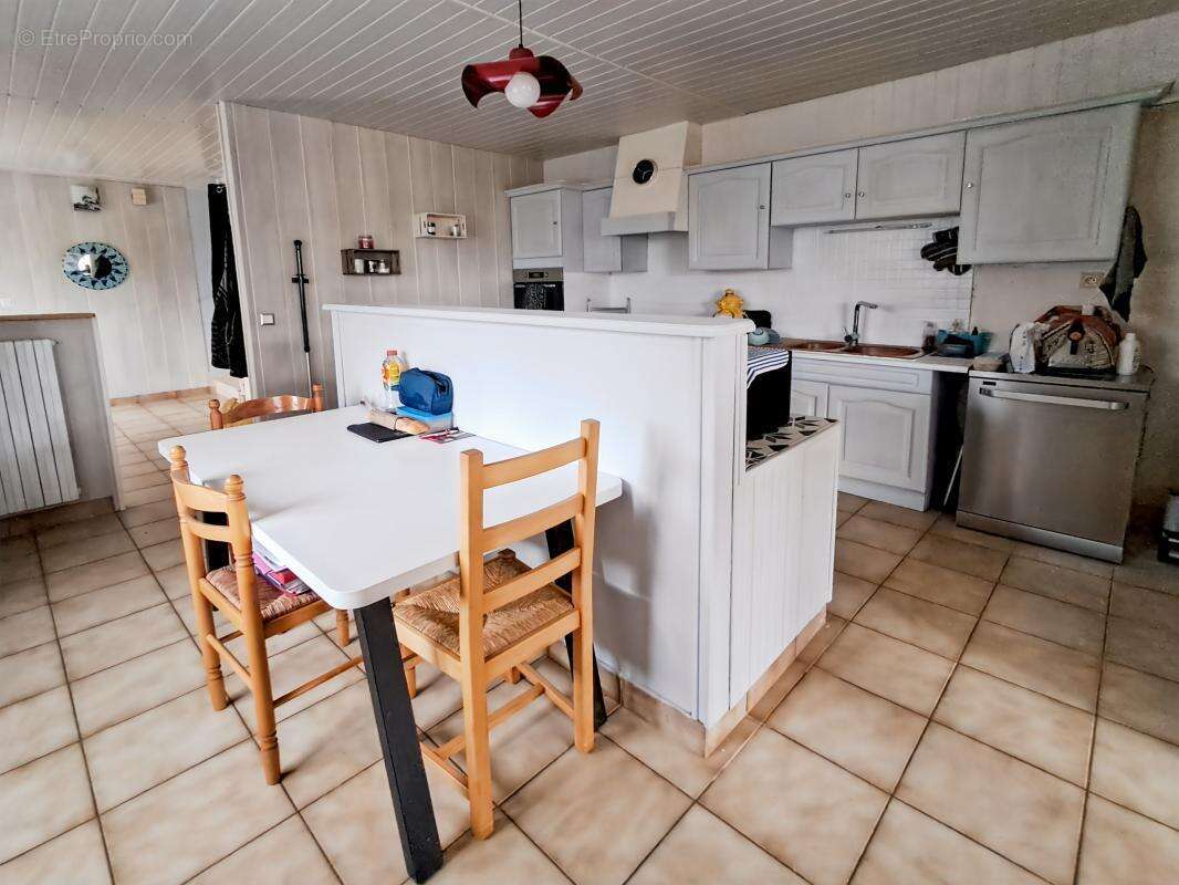 Maison à TEILLAY