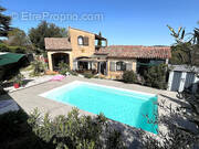 Maison à SAINT-MAXIMIN-LA-SAINTE-BAUME