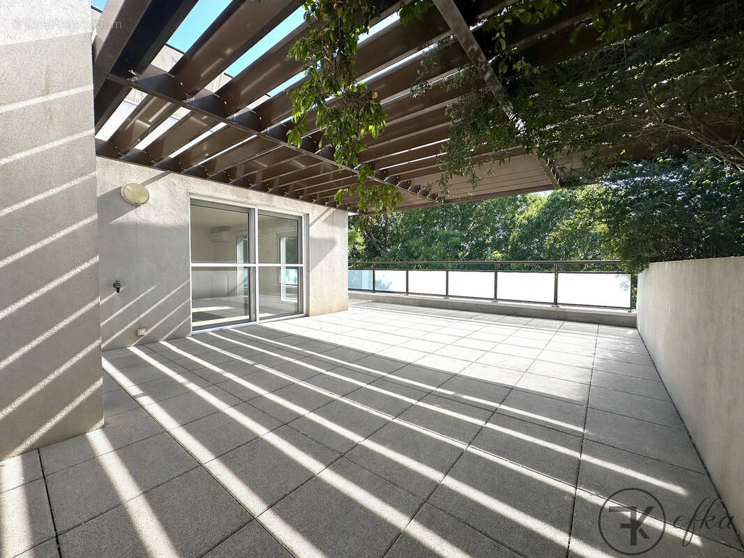 Appartement à CASTELNAU-LE-LEZ