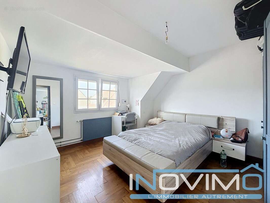 Maison 102 m² à Cappelle-La-Grande  - photo 6
