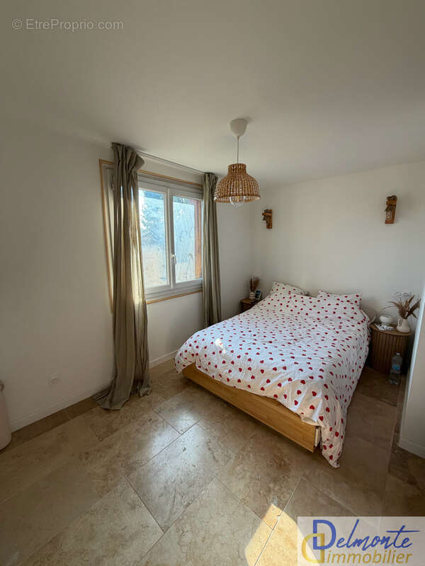Toulon est - charmant faux t3 56m2 avec balcon et cave - photo 6