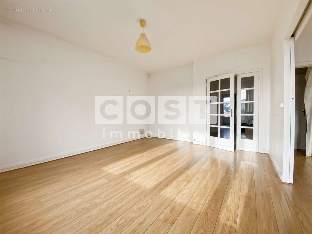 Appartement à BOIS-COLOMBES