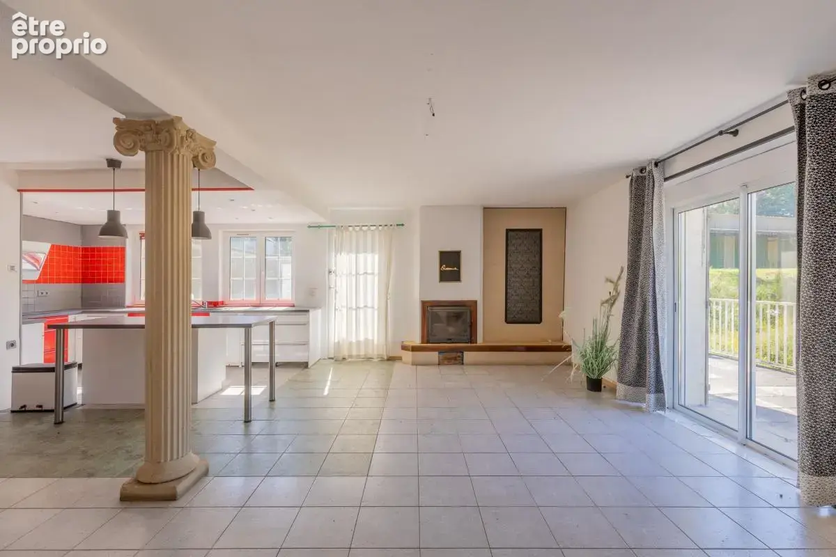 Domaine equestre - boxes-manege-carriere-appartement - photo 17