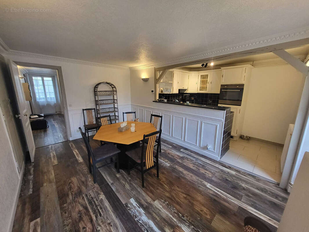 Appartement à FONTAINEBLEAU