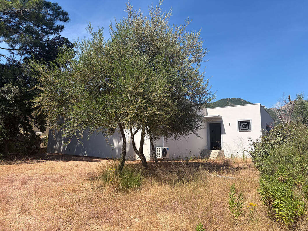Maison contemporaine neuve à Cavu - Sainte-Lucie de Porto-Vecchio (20144) - photo 17