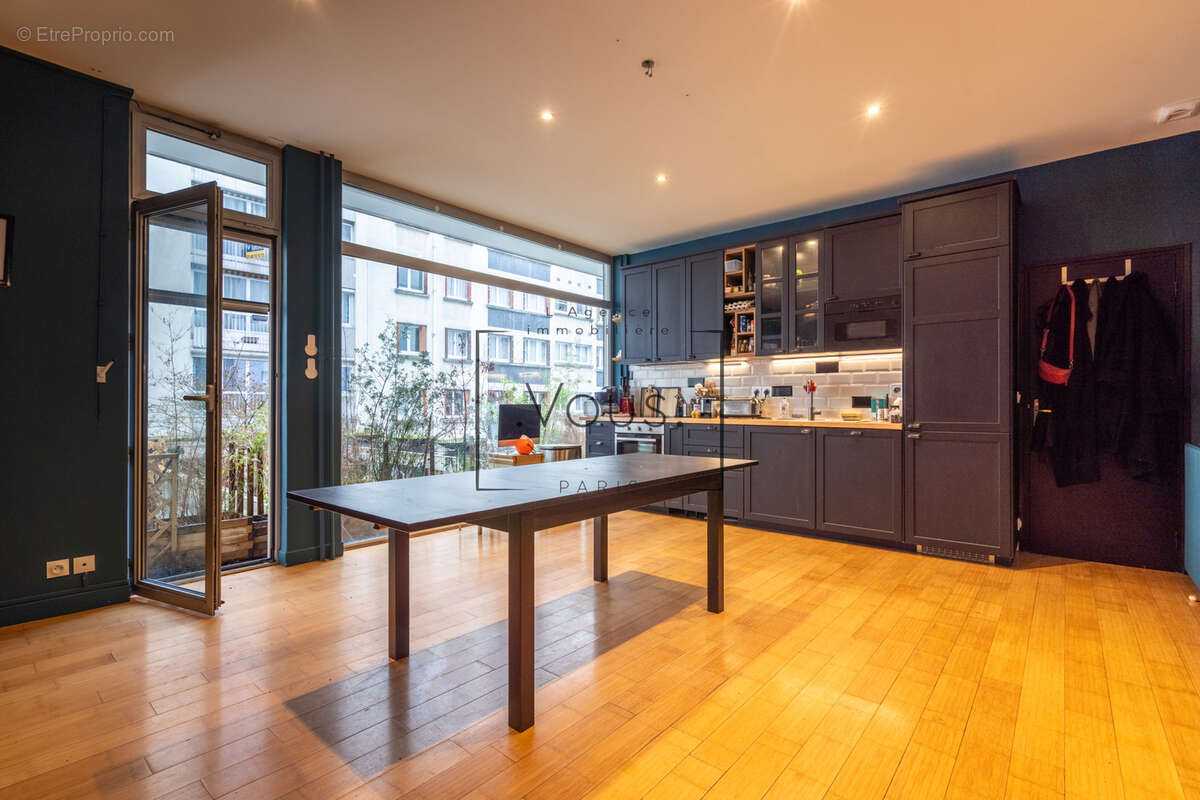 Appartement à PARIS-20E