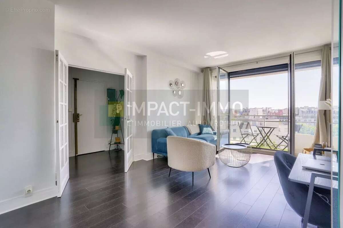 Appartement à NEUILLY-SUR-SEINE