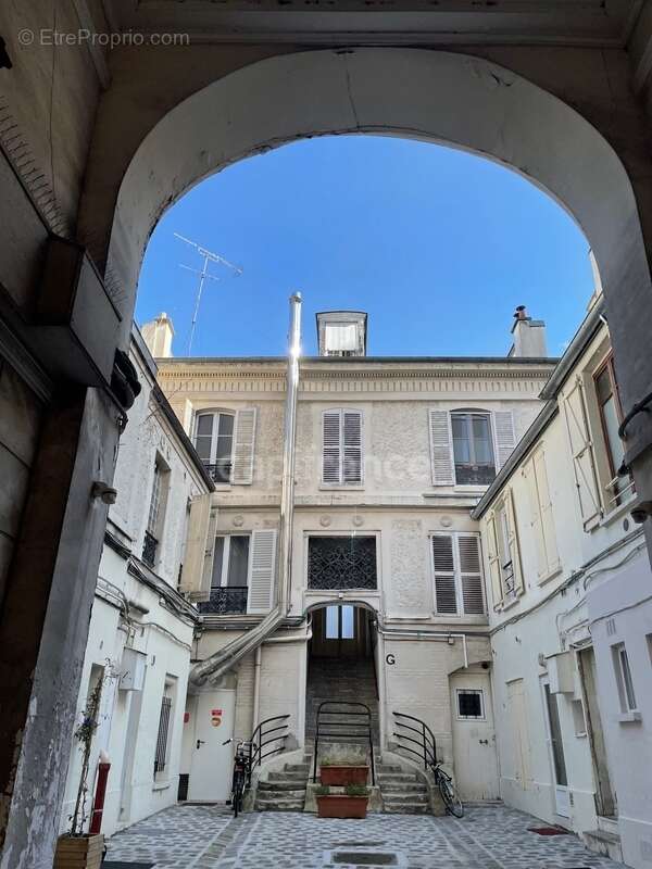 Dpt Paris (75),  À Paris 12ème Arrt, Studio de 18 m2 au calme sur cour - photo 7