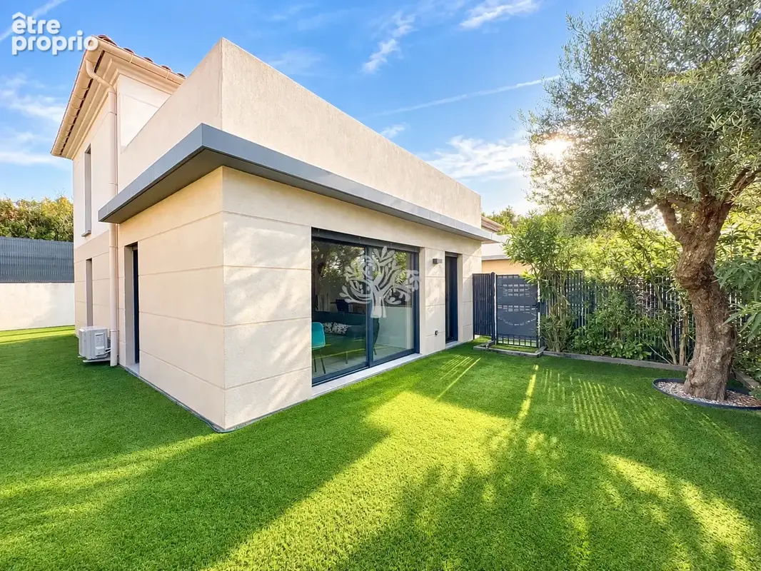 Photo Maison à Sanary-Sur-Mer au prix de 679 000€