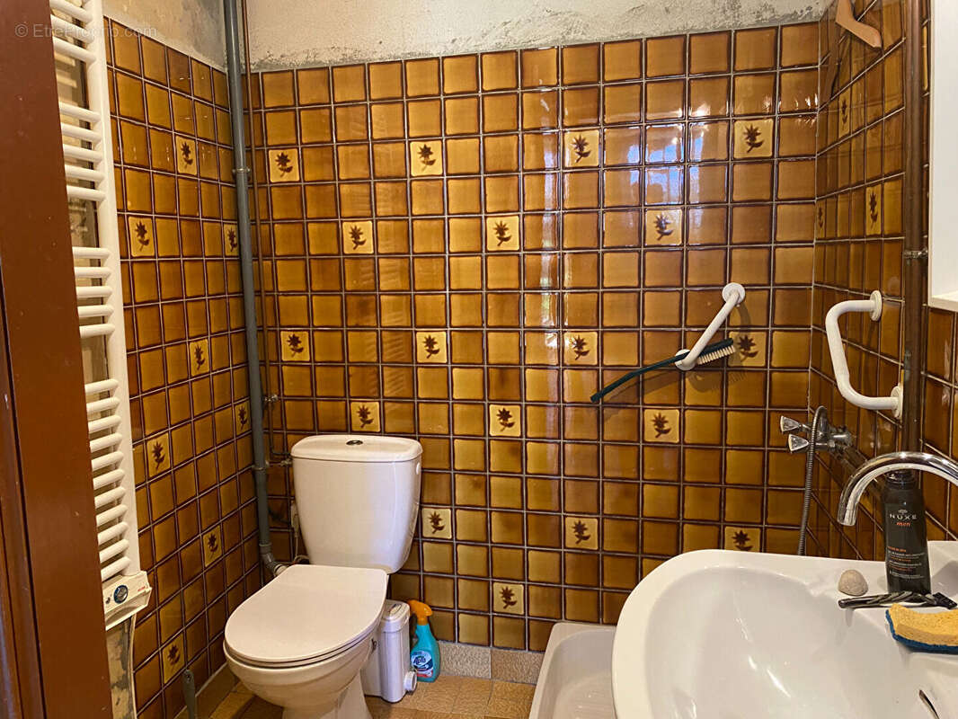 Maison à PUJOLS