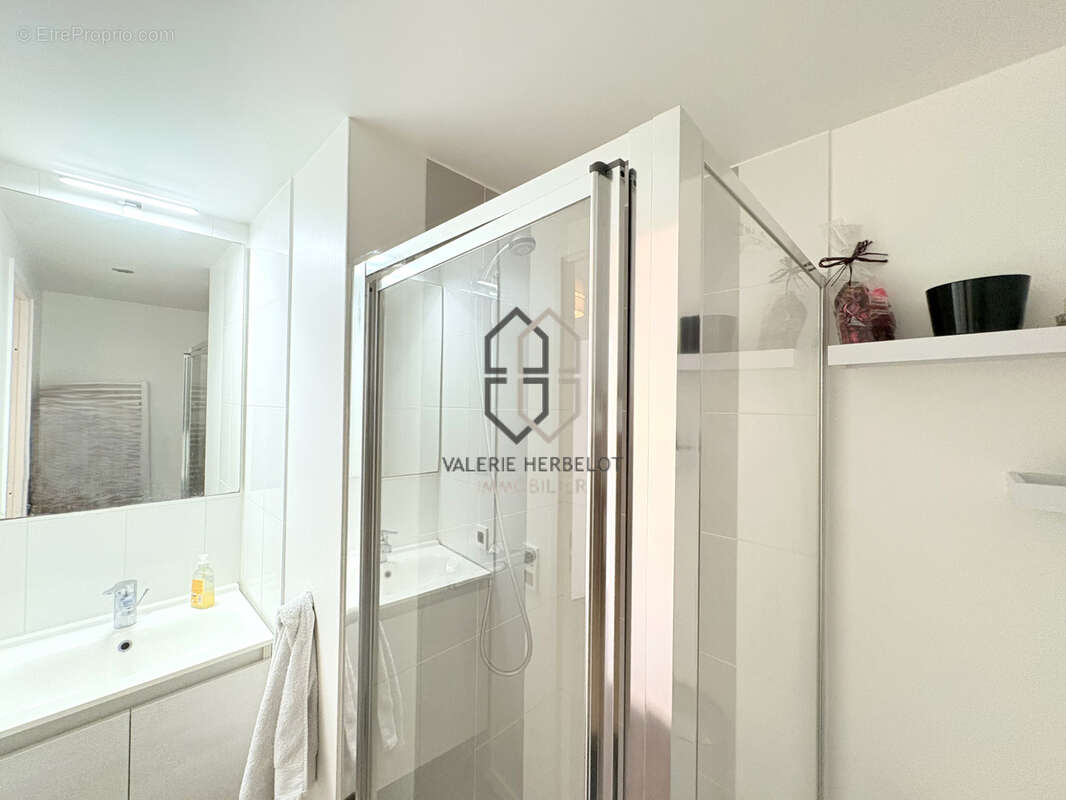 Appartement à CHENNEVIERES-SUR-MARNE