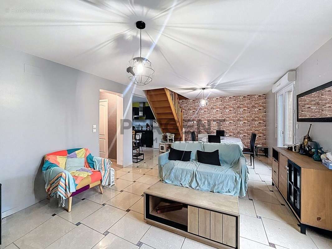 Maison à CHARLEVILLE-MEZIERES