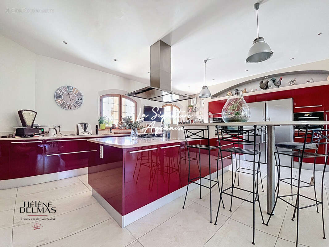 Maison à LAROQUE-TIMBAUT