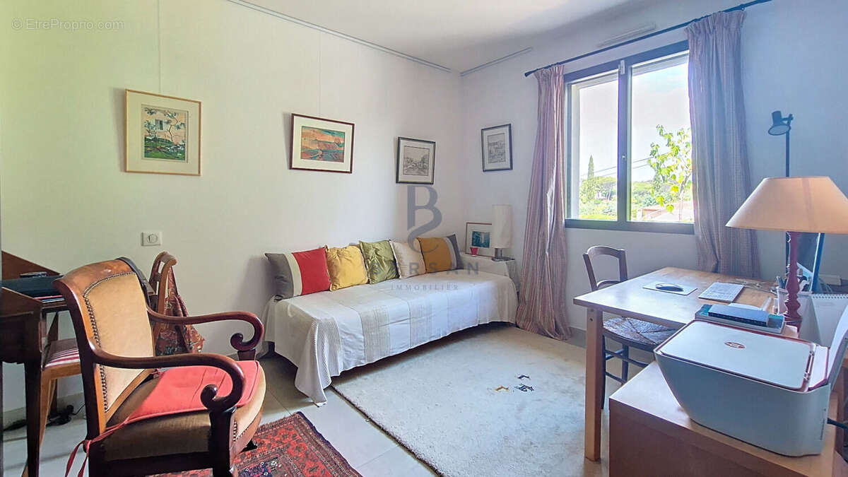 Maison à FREJUS