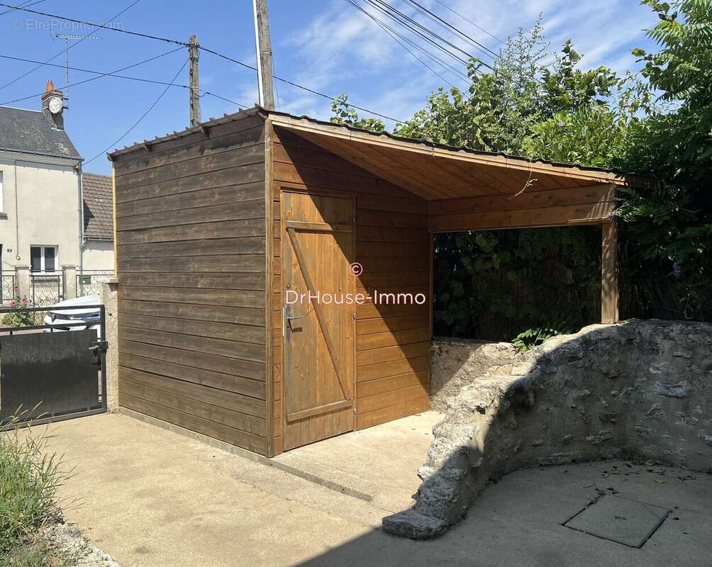 Maison 56 m² à Manthelan  - photo 9