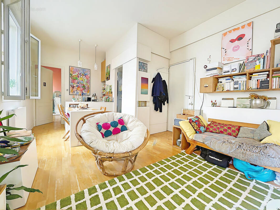 Appartement à PARIS-18E