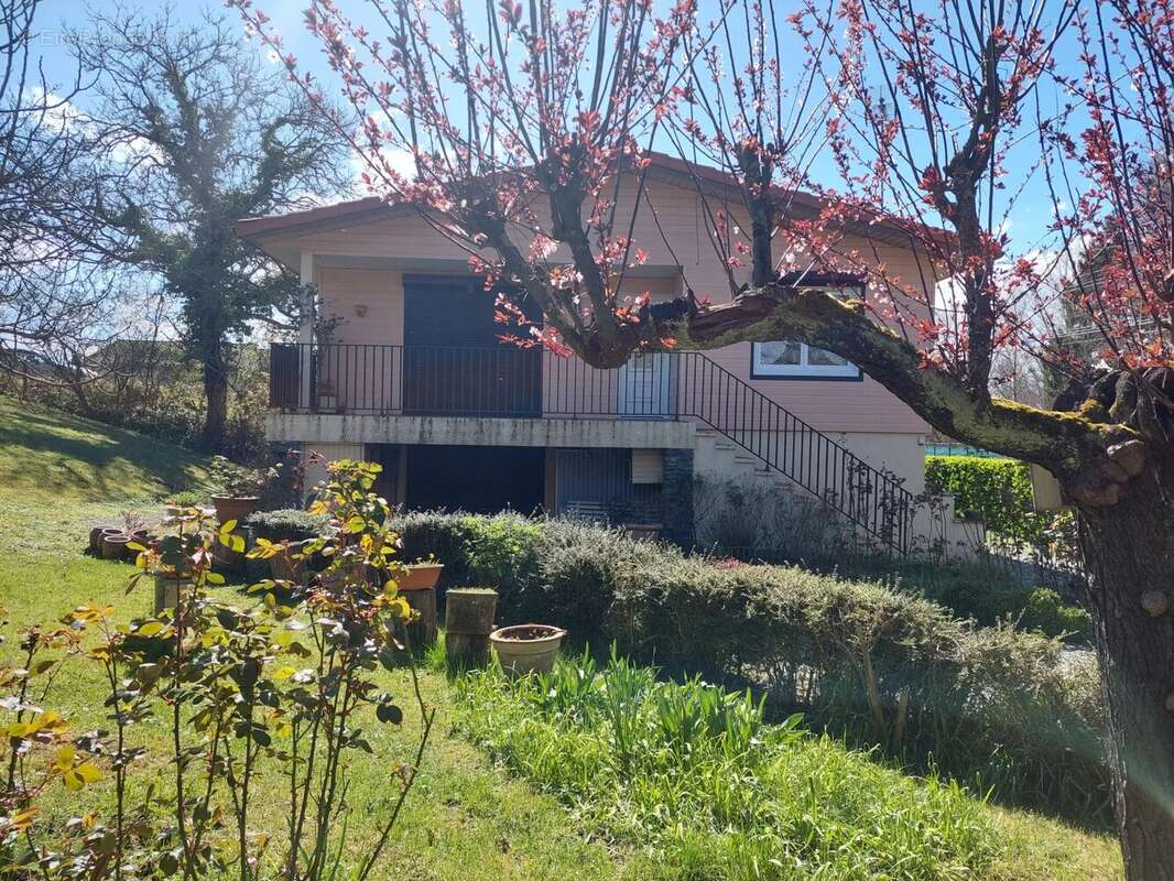 Maison à DAUMAZAN-SUR-ARIZE