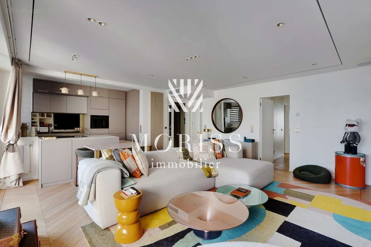 Appartement à NEUILLY-SUR-SEINE