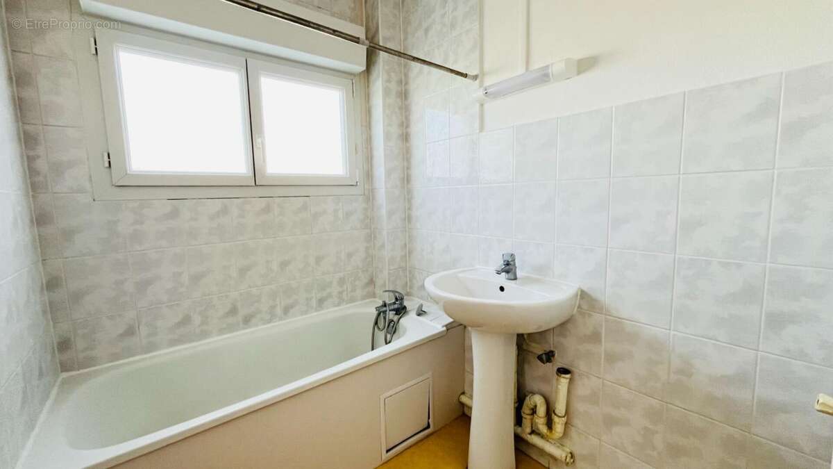 Appartement à SEGRE