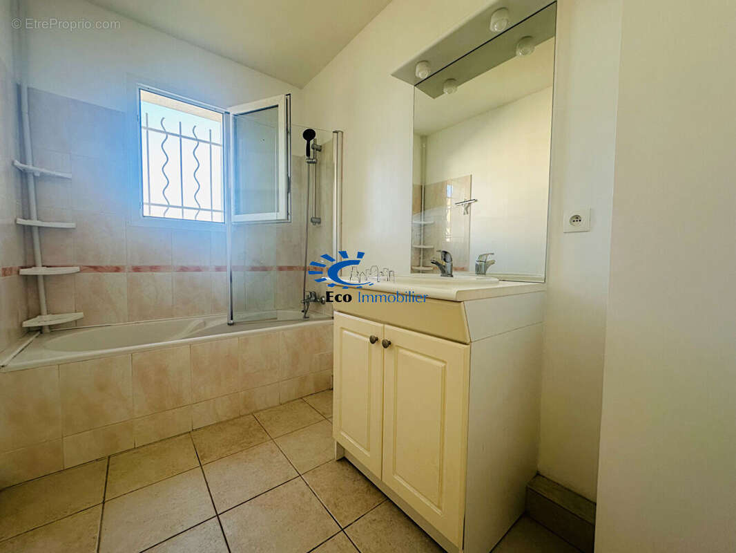 Appartement à SAINT-XANDRE