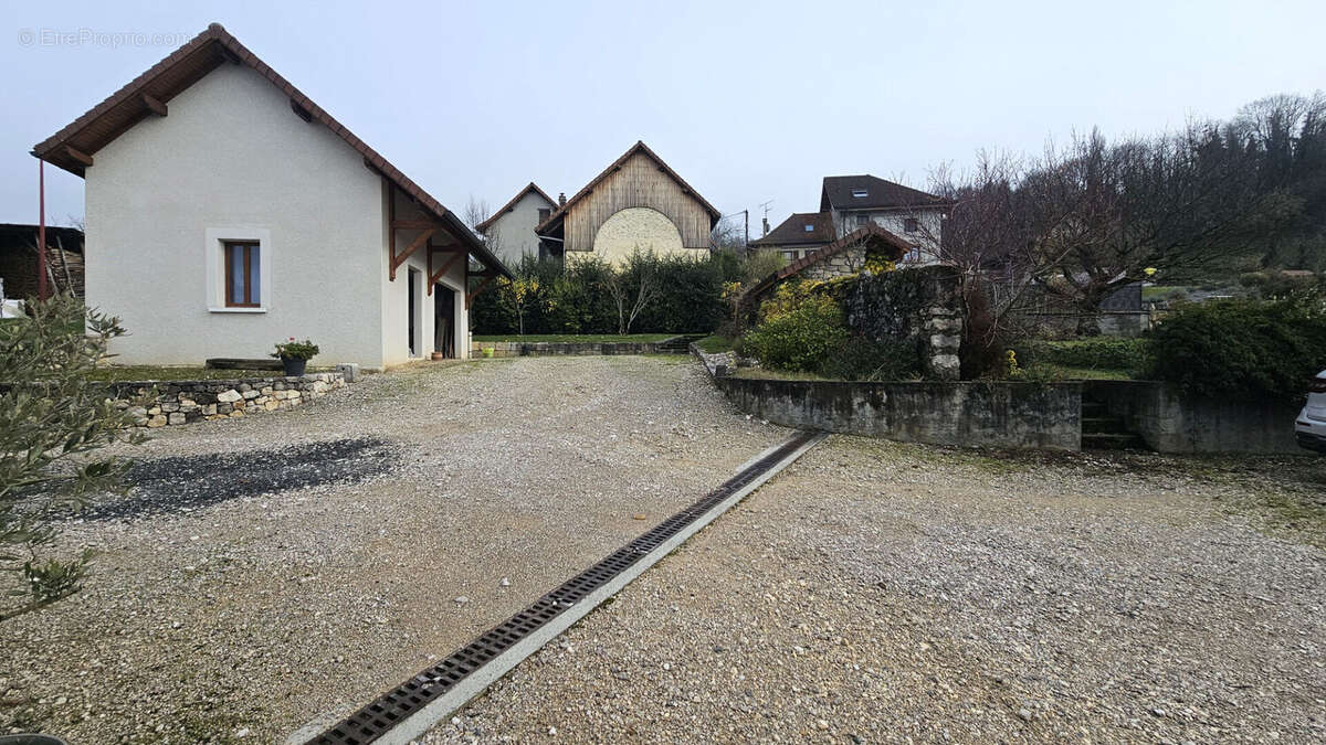 Maison à CHAMPAGNEUX