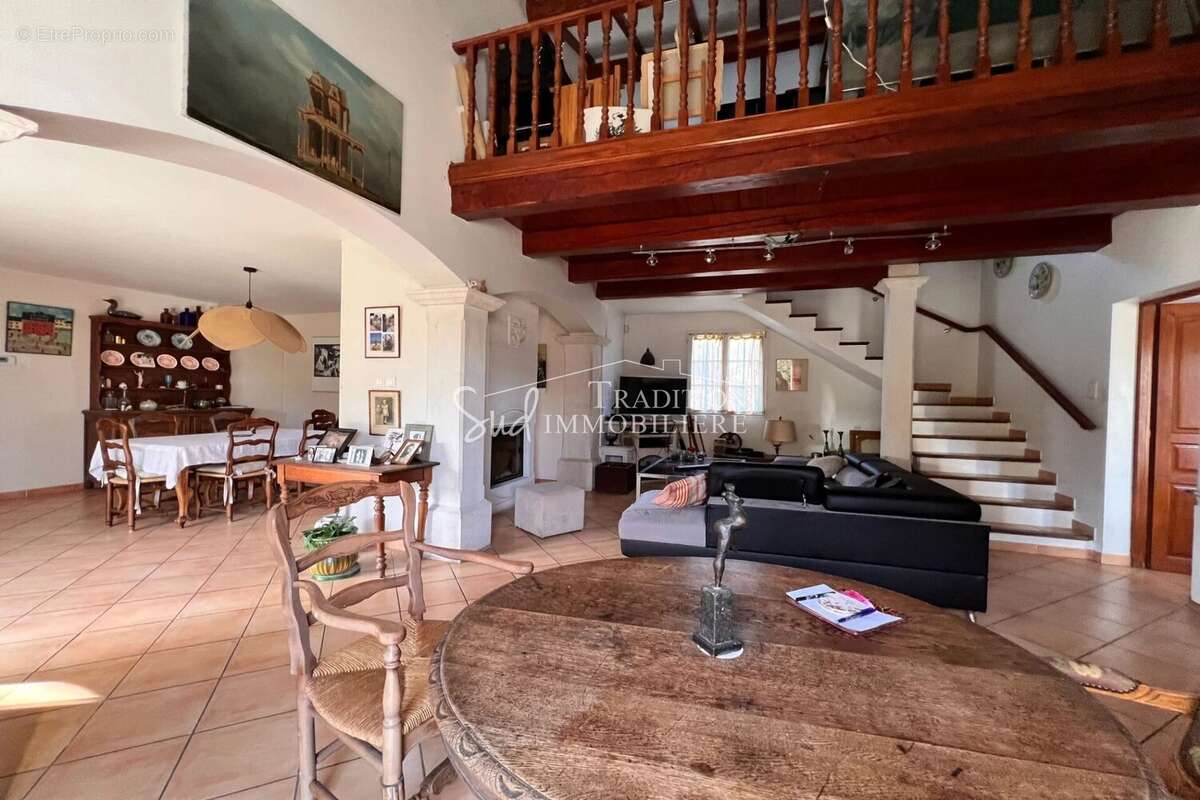 Maison à PARADOU