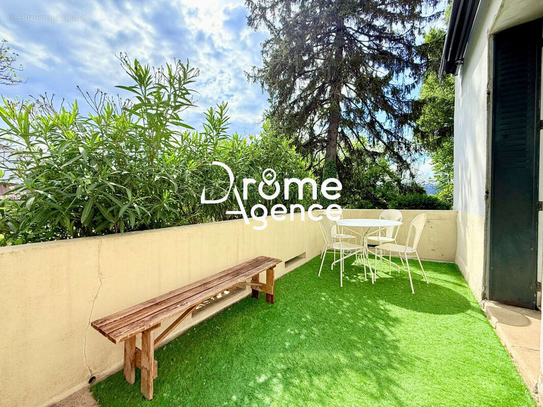 Maison 159 m² à Bourg-Les-Valence  - photo 9