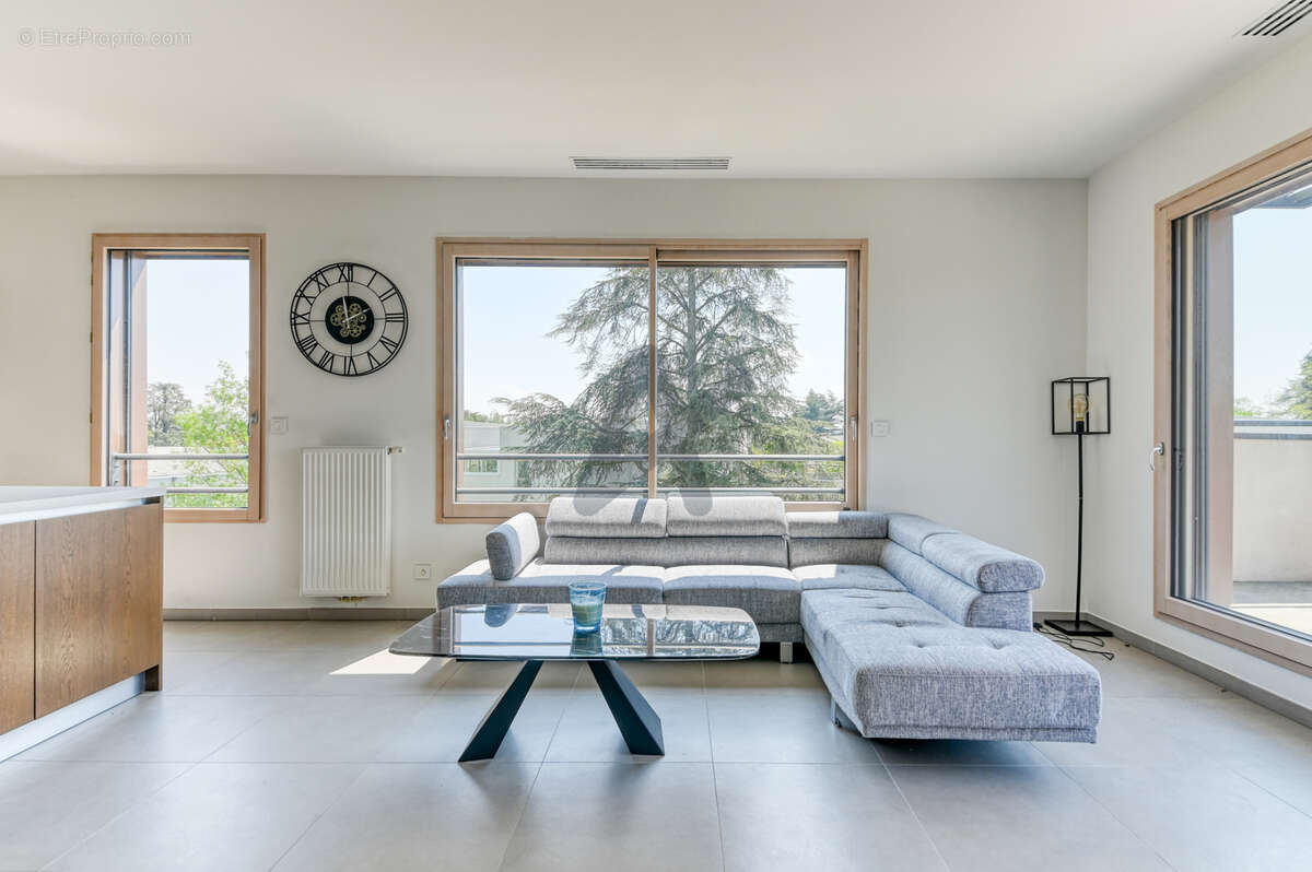 Appartement à SAINT-CYR-AU-MONT-D'OR