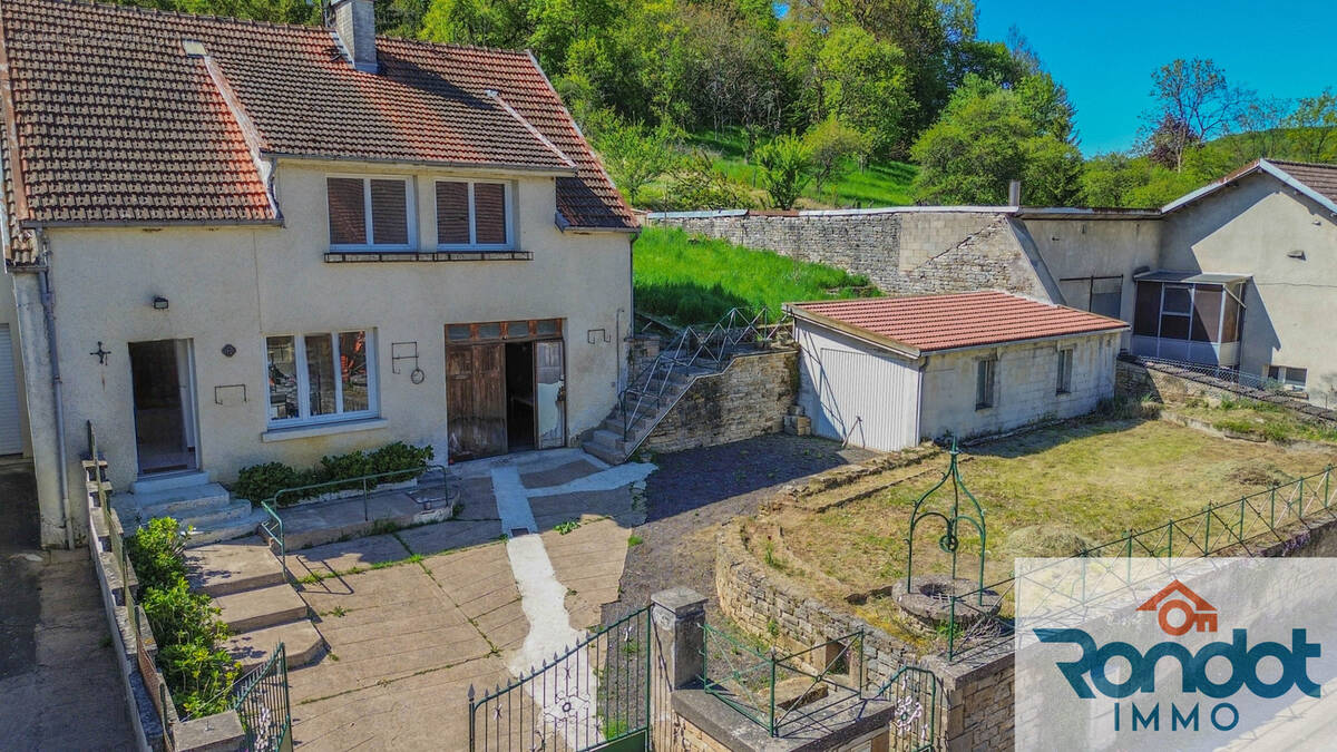 Maison à LONGEAU-PERCEY