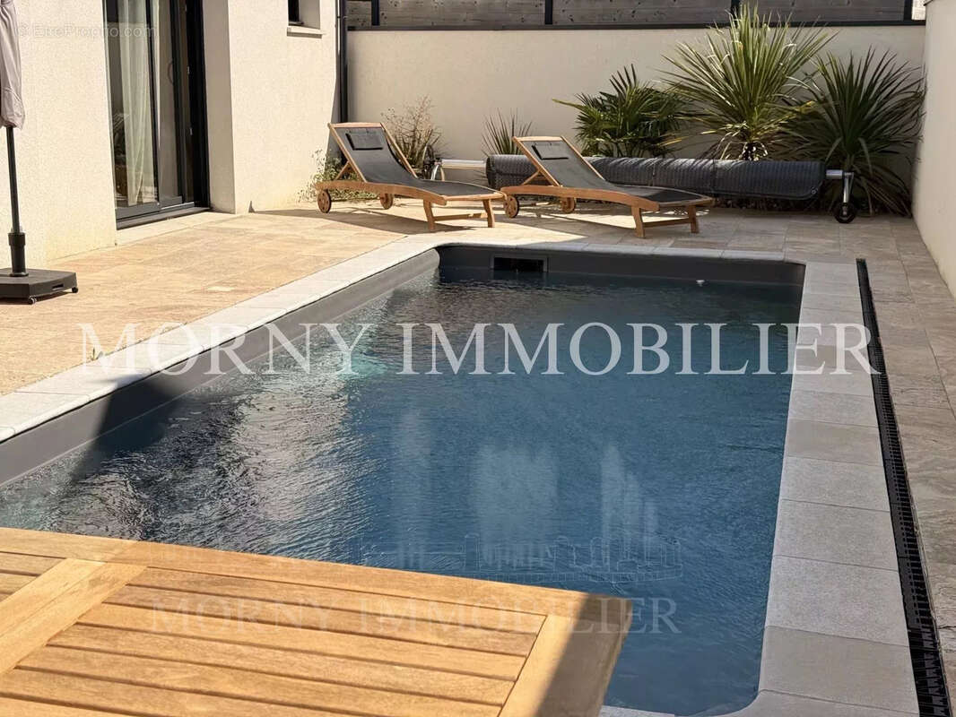 Maison à BIEVILLE-BEUVILLE