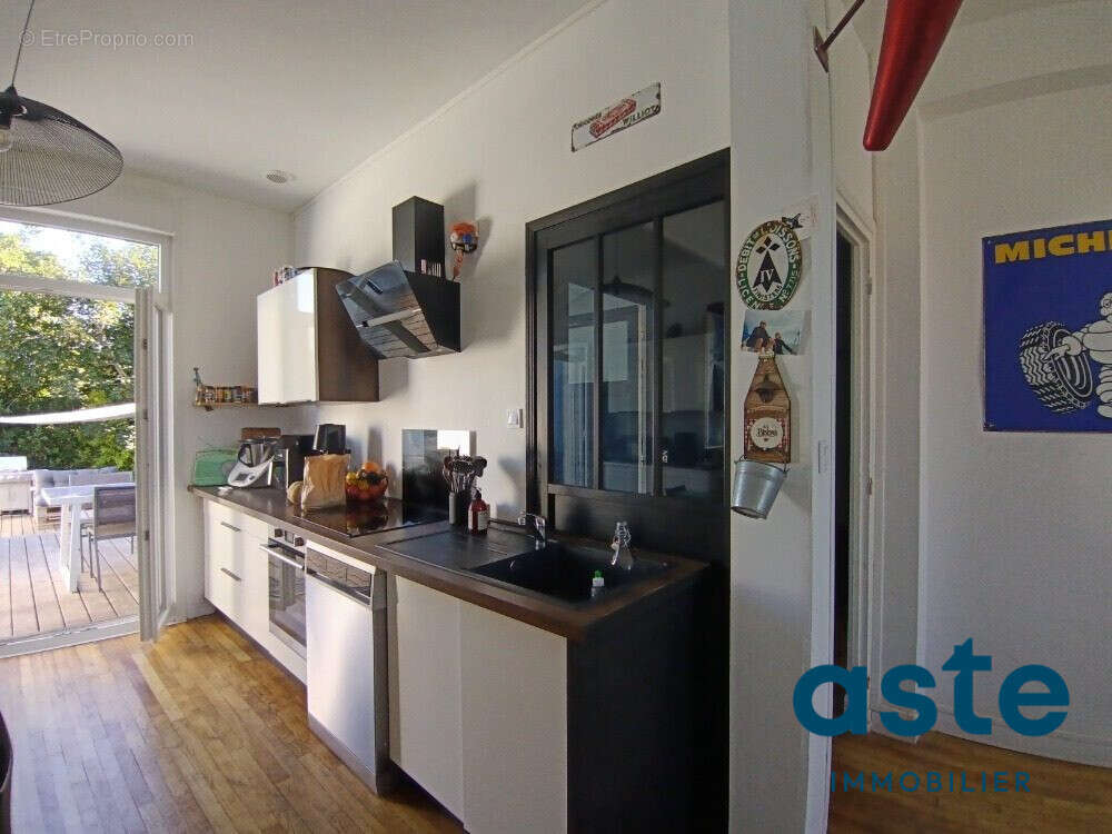 Maison Brest Forestou 172 m² au sol  5 Ch  Terrasse & Jardin - photo 4