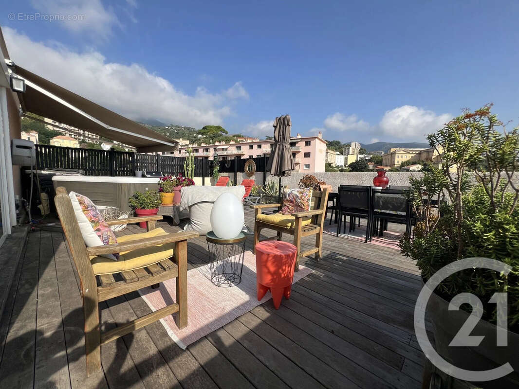 Appartement 125 m² à San-Martino-Di-Lota  - photo 22