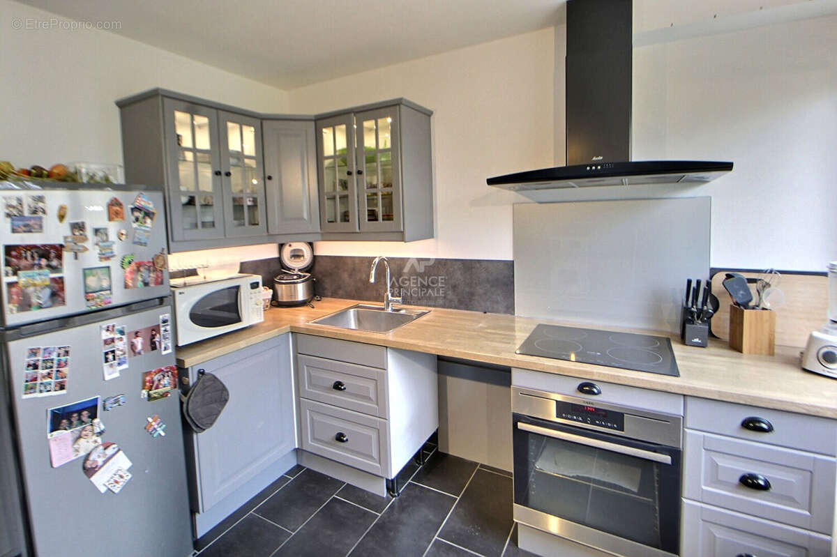 Appartement à VERNEUIL-SUR-SEINE