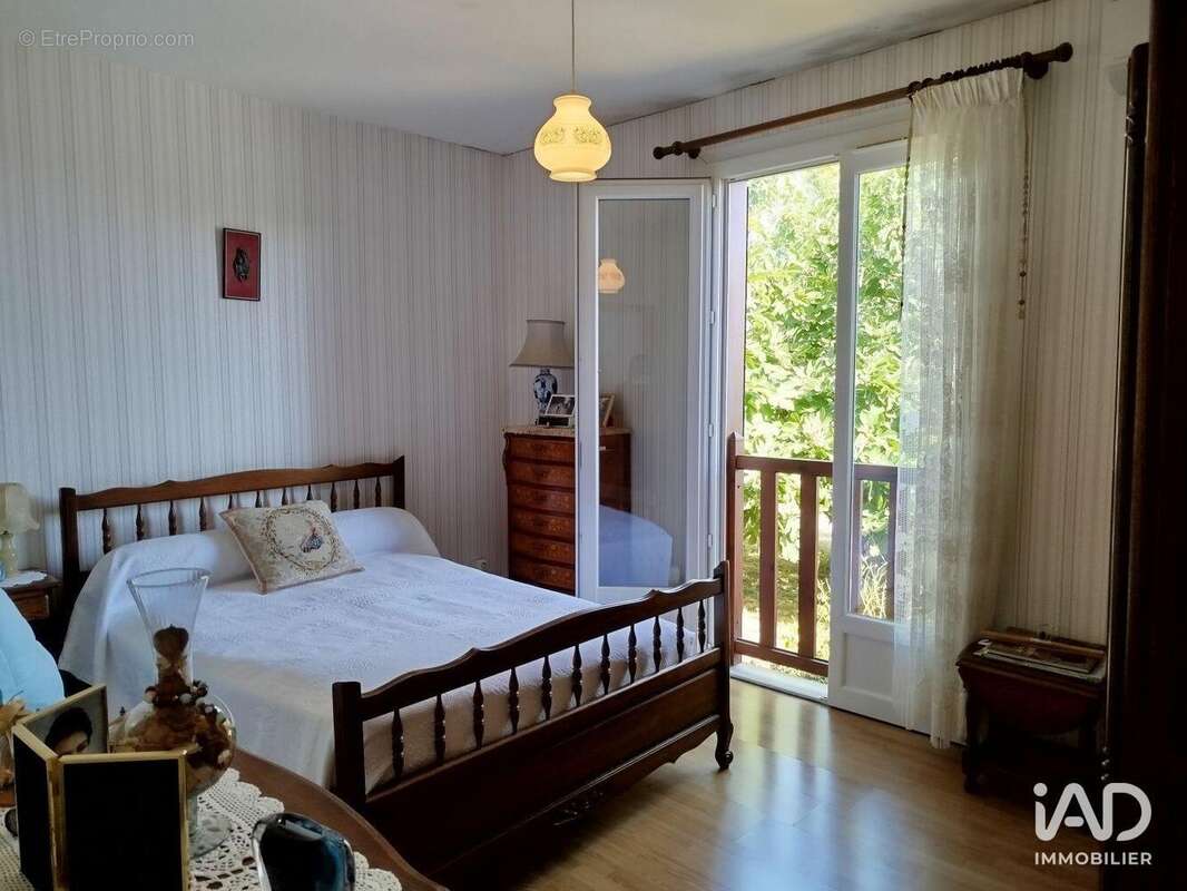 Maison 105 m² à Saint-Andre-Et-Appelles  - photo 9