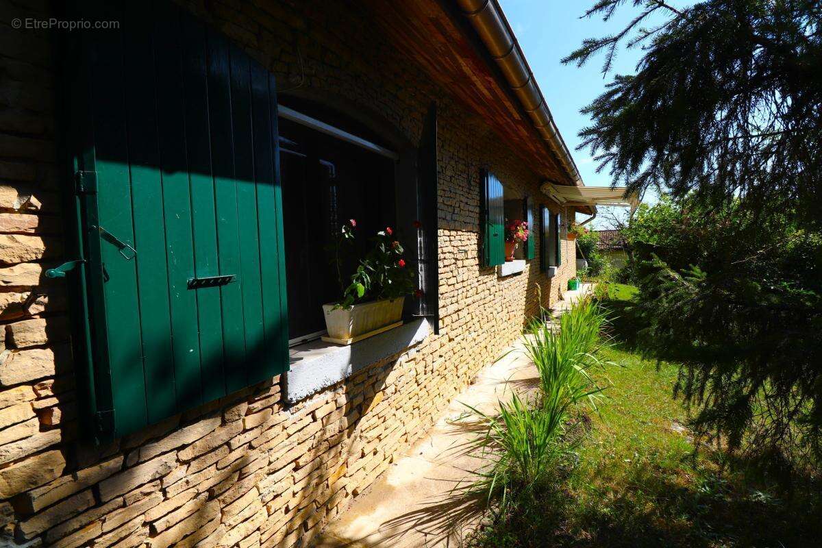 Maison plain-pied  100 m² - photo 8