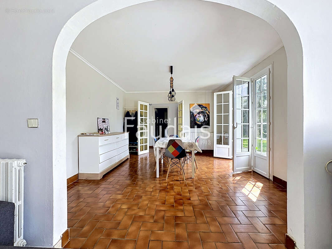 Maison à LA BARRE-DE-SEMILLY