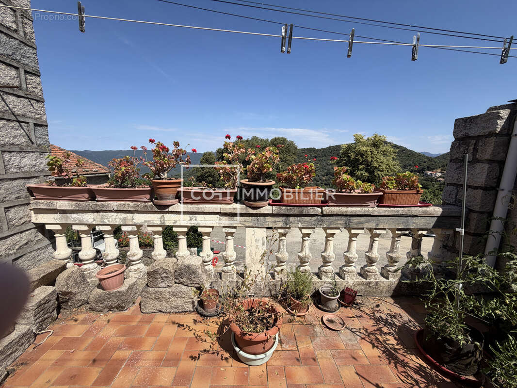 Sollacaro - 4 pieces avec terrasse et veranda - 97.30m2 - photo 2