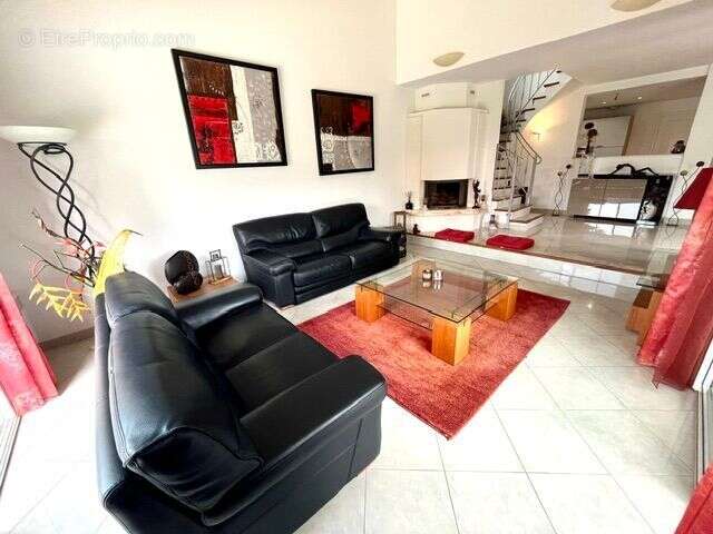 Superbe villa non mitoyenne avec piscine, véranda et cuisine d'été - photo 15
